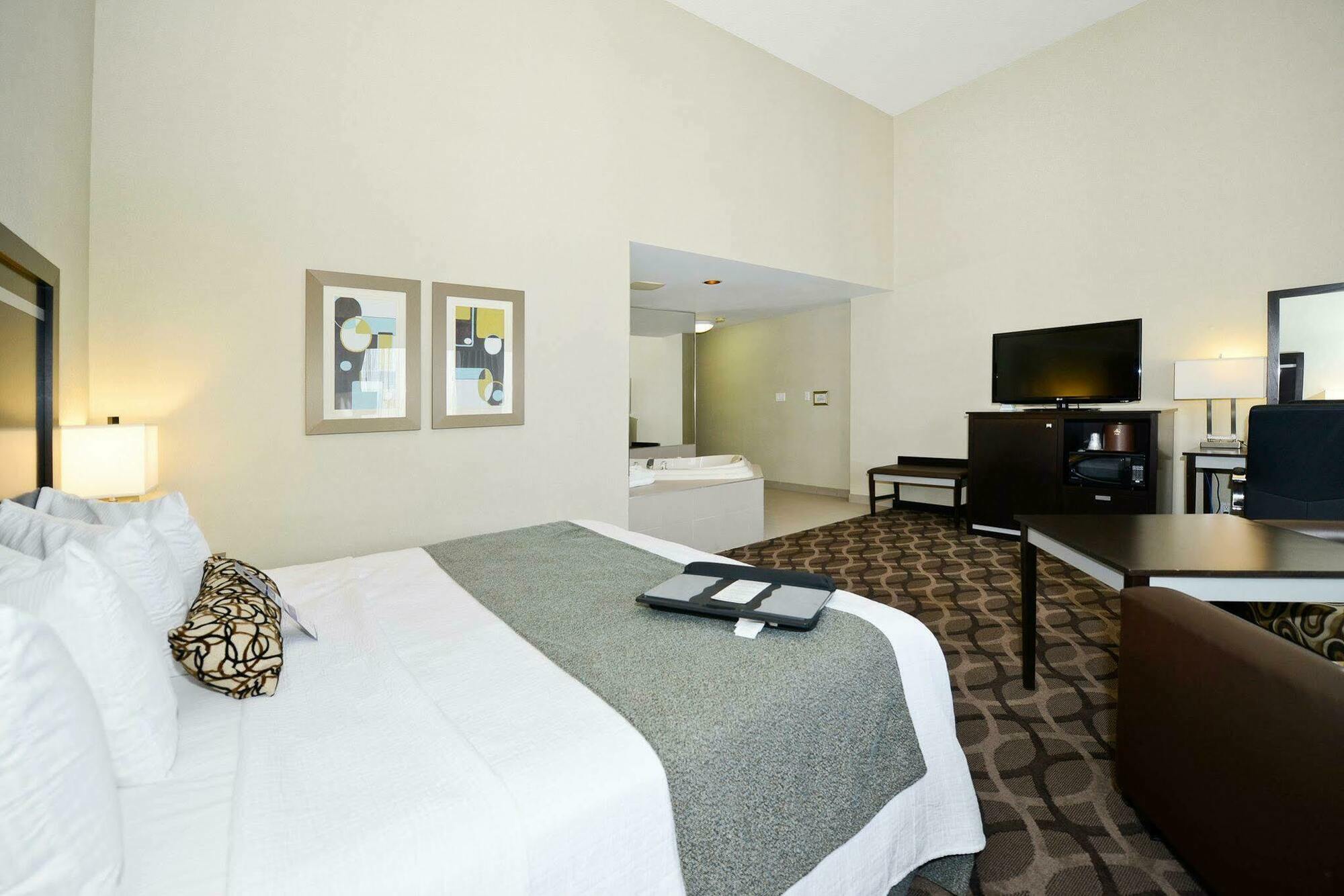 Best Western Plus Travel Hotel Toronto Airport Dış mekan fotoğraf